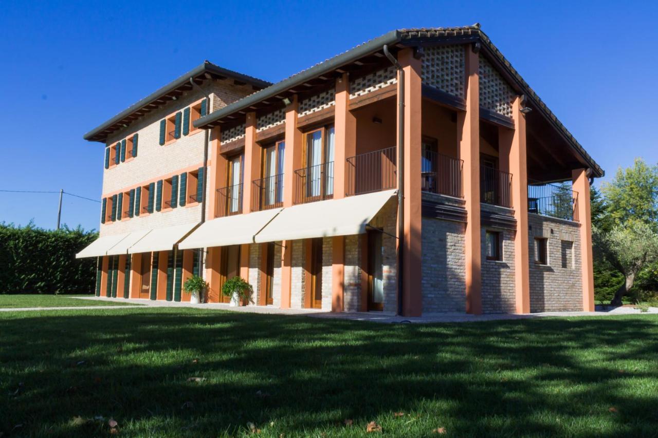 Hotel Crystal Luxury House Fiume Veneto Exterior foto